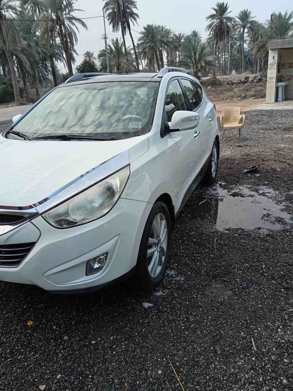 توسان موديل 2011 رقم بغداد بني رامه بصمه تشغيل وابصمه ابواب السعر 137 للتواصل رقم الهاتف ***********
