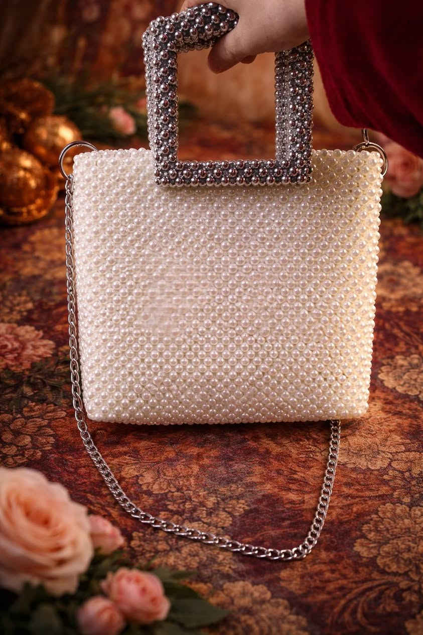 ✨💫أبهري الجميع بأناقتك💫✨ حقيبة خرز يدوية بتصميم راقٍ وحرفية عالية، تجمع بين اللمعان والفخامة لتمنحك إطلالة مميزة في كل مناسبة. 💫
مصنوعة بدقة من خرز متين يضيف لمسة عصرية وفريدة لإطلالتك، بحجم عملي يناسب احتياجاتك اليومية والسهرات الخاصة.

🌹 قطعة فنية بين يديك… ليست مجرد حقيبة، بل سرّ أناقتك 🍯
للحجز والاستفسار التواصل خاص


**إذا كنت صاحب هذا الإعلان وتريد حذفه لأي سبب، رجاءا أرسل رسالة إلى الدعم الفني**