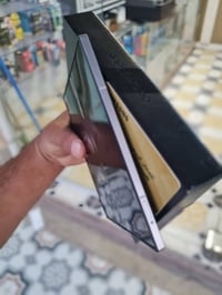 Z fold 6 256GB 2 sim card وياه كارتون وشاحنه اصليه من سامسونغ  نضافه ا...