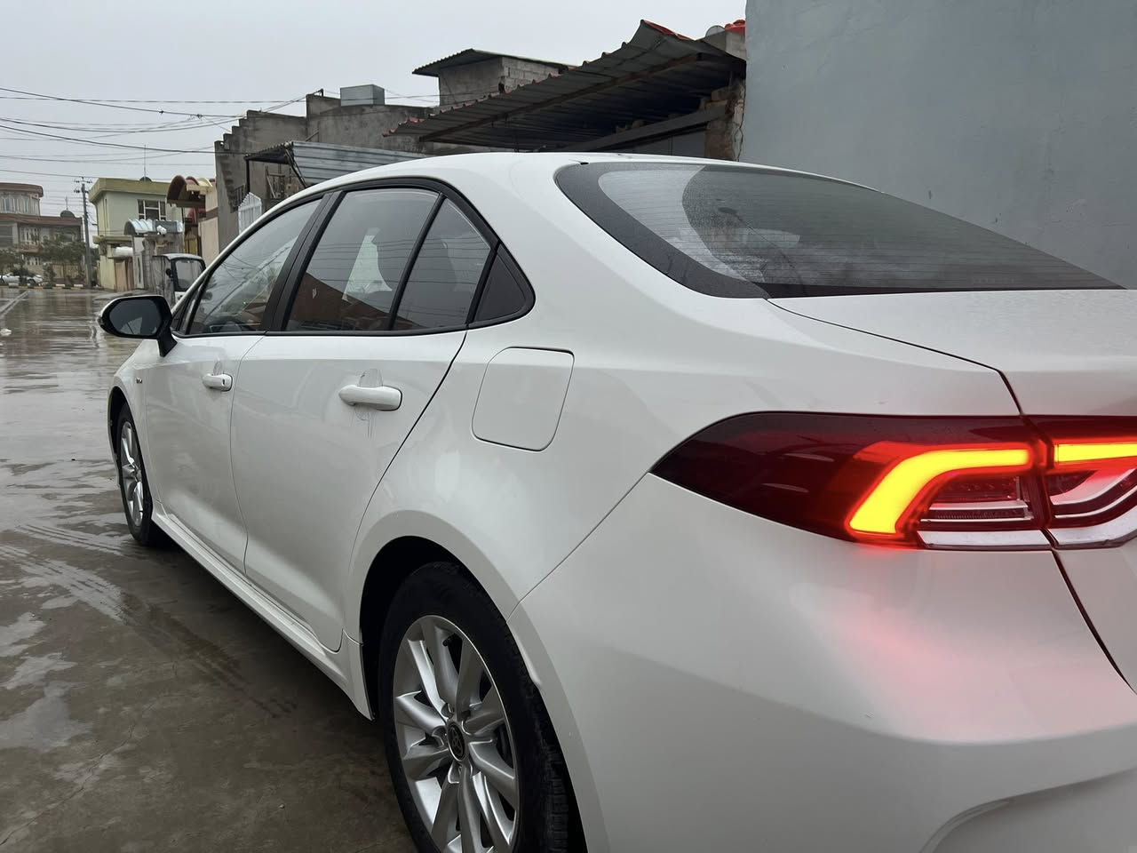 السلام عليكم
كورلا هايبرد موديل 2024 

مرقم السلیمانیە بسمي 

اللون ابيض 

محرك 1800 هايبرد

ماشية ٣٥ الف 

 بدون حاث

بدون بارد

فول مواصفات 

مواصفات رادار امامي

قيادة ذاتية

كروس مثبت سرعة

3 انظمة قيادة

تحديد مسار

فول تحكم استيرن 

تخفيف عند الاقتراب من السيارة 

لايت زينون بلادي

شاشة ابل كار بلي

كاميرا خلفية

هند بريك بصمه

اوتو هولد 

مانع انزلاق

السعر 160 $

العنوان کفري 

الاتصال على الرقم

***********
