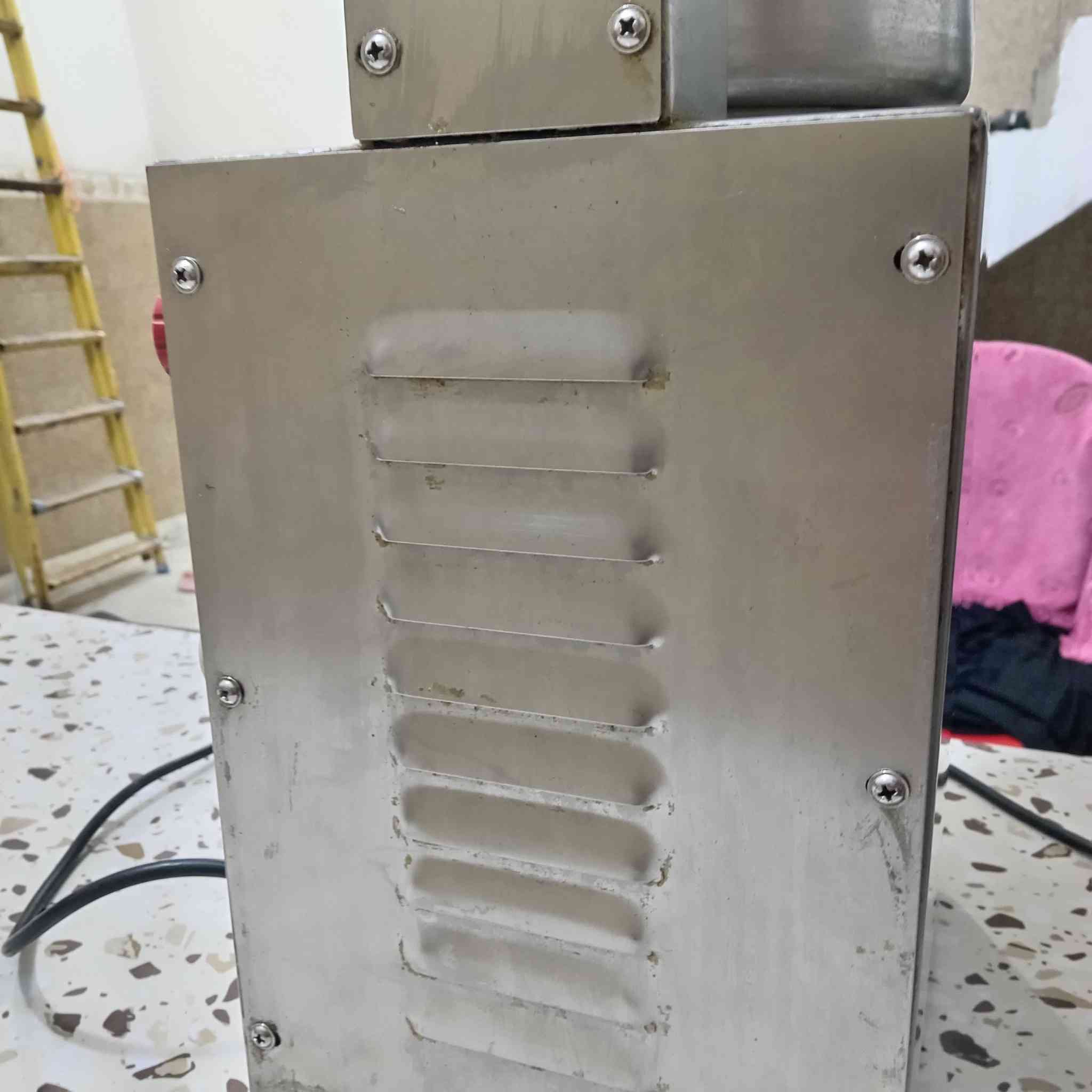 خلاط حمص النظافه 90 ٪السعر300
*********** بي واتساب
***********
