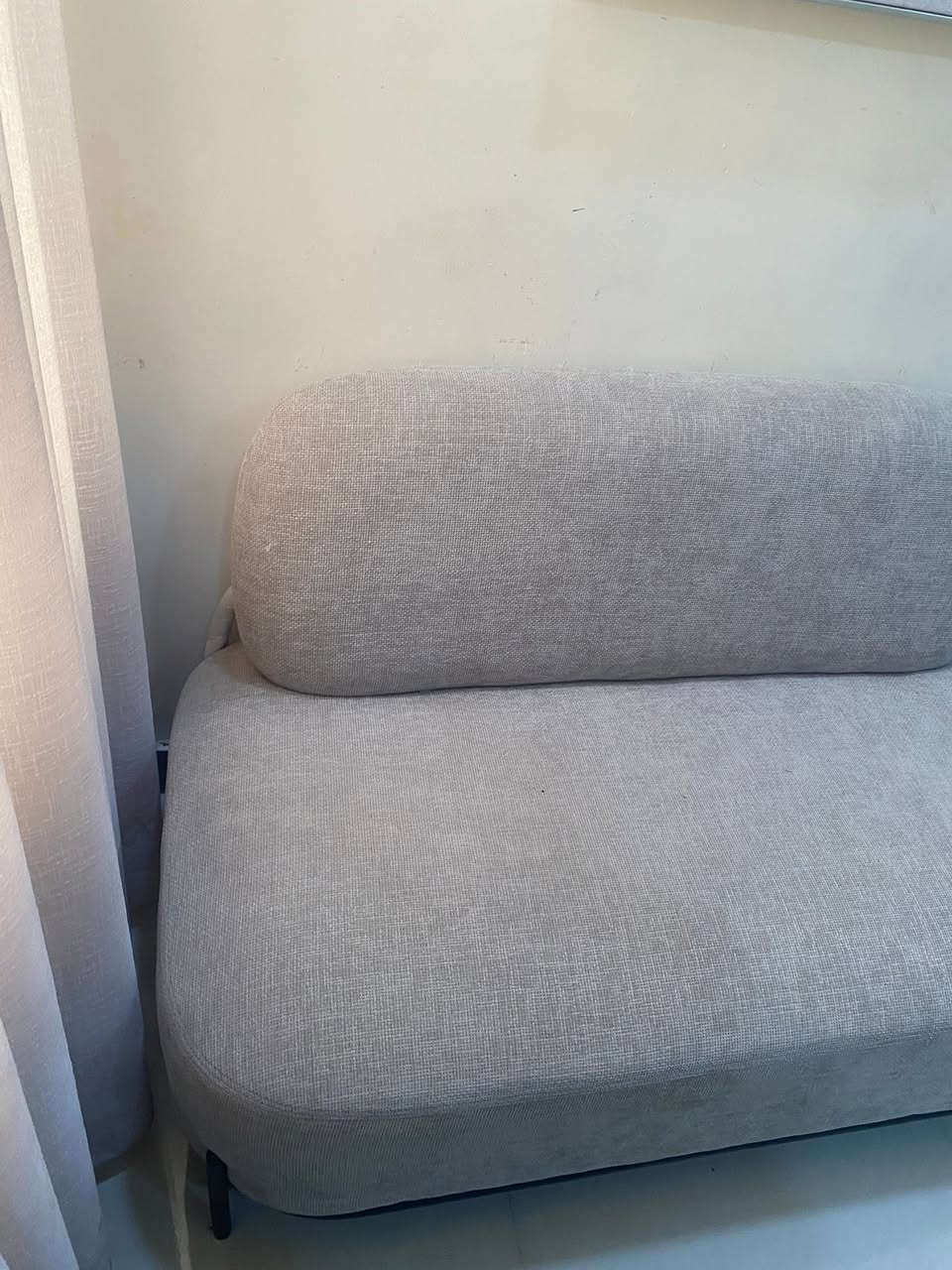 قنفه خاصه للتصوير البيجات و محلات الملابس
ما مستعمله هواي بس للتصوير  
قبل شهرين اخذتها من هوم سنتر ب 500 
مكاني بغداد الدورة 
السعر 350 قفل 
التواصل ***********
