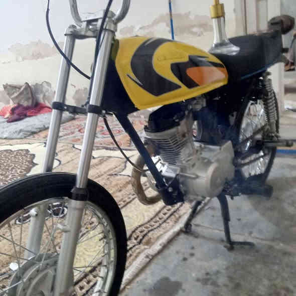 سلام عليكم دراجه للبيع مكاني ديوانية 
سعر 600 وراق ستنساخ   شاصي موديل 2023. وتعمير 25كله  
رقمي ***********
