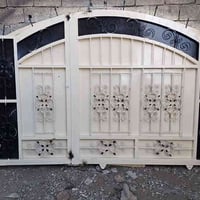 حديد مستعمل وجديد • أبواب وشبابيك • قرية الشيخ بابا