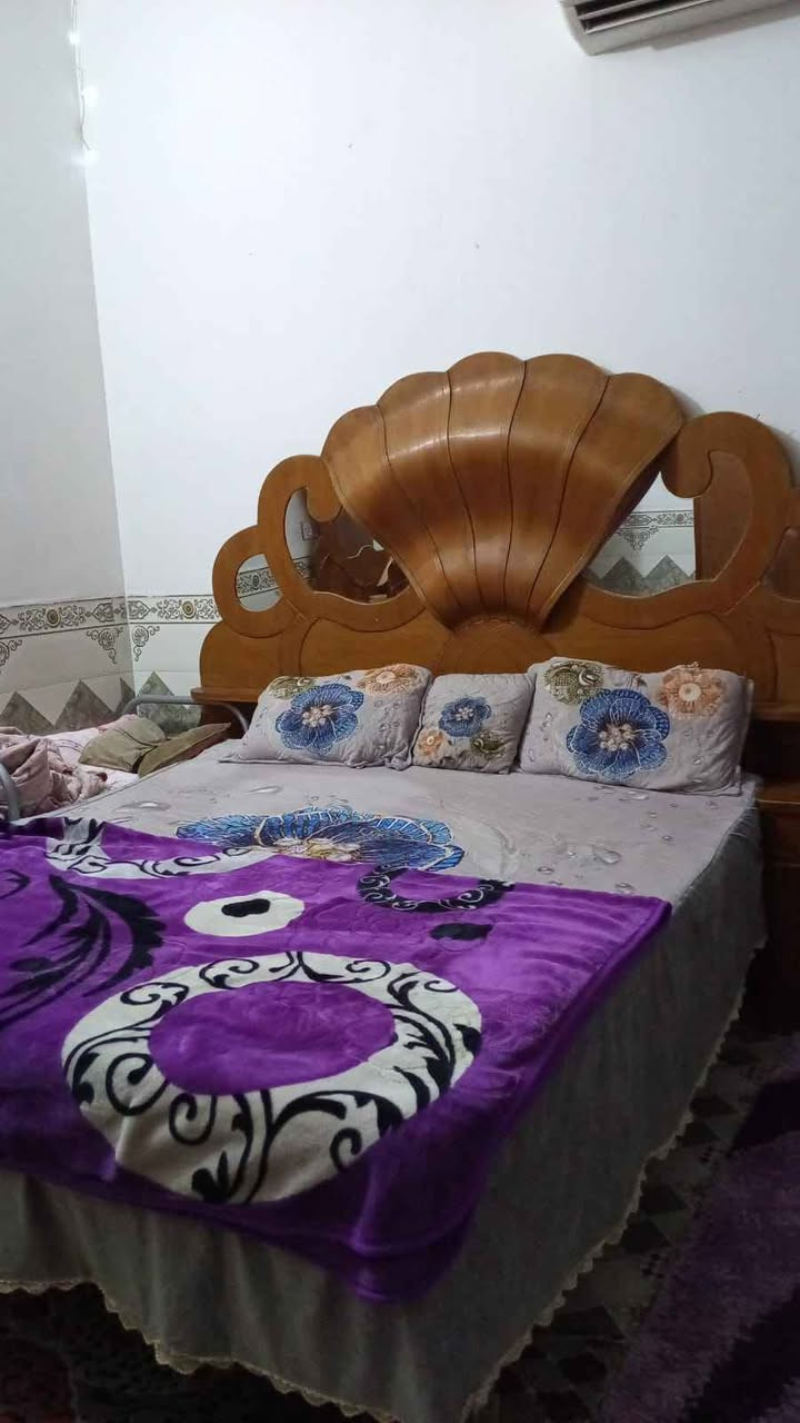 غرفة نوم السعر، 250 كربلاء الشبانات *********** Singapore
