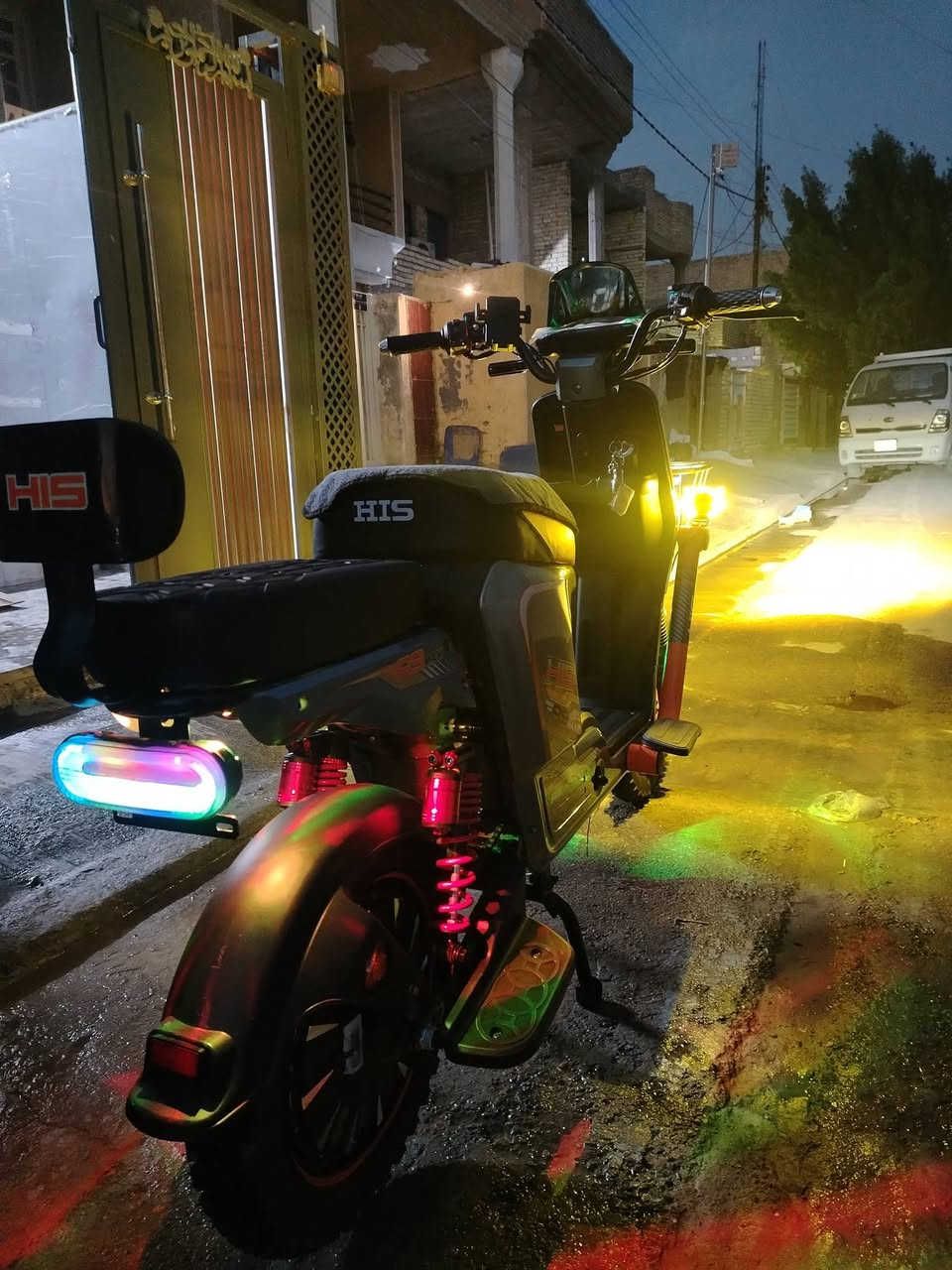 دراجه شحن للبيع اسمه R9 MAX دبل سويج وبايدرات وتشغيل كارت وبصمه وسويج لدراجه صاراله بل لشارع شهر ونص لدراجه جديده ما بيه اي نقوصات لرقم *********** سعره تواصل واتساب وبيك خير وتدلل
