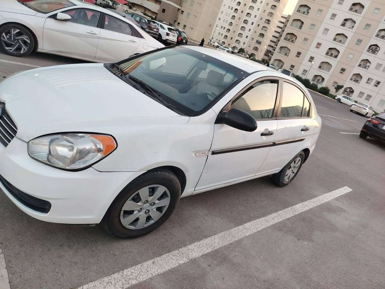 اكسنت للبيع 2008 السعر85 وبيها مجال الاتصال واتساب***********
