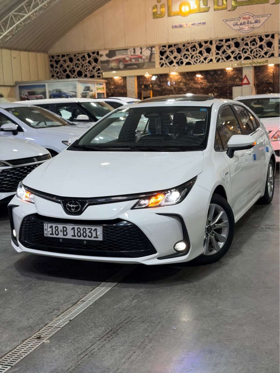 السلام عليكم 
كورلا 24 للبيع 
ماشيه 21 
السعر 145 وبيها مجال 
مكفوله فقط بارد قليل بلباب الخلفيه 
المواصفات 
فتحه 
بصمه 
شاشه تدعم كاربلاي 
تحديد مسار 
كامره دواره 
رادار امامي 
توقف ذاتي 
بجم زنون 
بصمة ابواب 
ويل كب 
كشنات جلد 
مكان السيارة حله معرض زهرة عمان 
📞***********
📞*********** حلة, بابل
