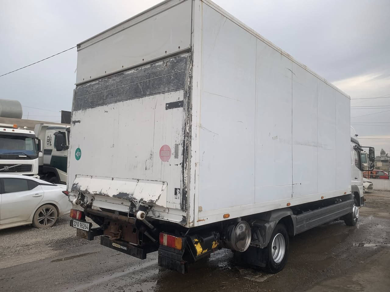 اتيكو حجم 818 كير عادي 6 نمرة محرك 4 سلندر و 6 برغي بوكس حافظة طول 6.20 متر نظيفة كلش ومكفولة كفالة عامة فحص وهزة ورقم جديد وتخم تاير جديد وبدون صبغ 
وكير ومحرك واكسل وشاصي وقمارة بشرط

موديل / 2009

السعر / 260$

اوقات الاتصال من ساعة 9:00 صباحاً حتى ساعة 8:00 مساءاً

***********
***********
***********

عنوان / كركوك شارع المطار مقابل جسر واحد حزيران

معرض الرافدين المركزي للسيارات الثقيلة
