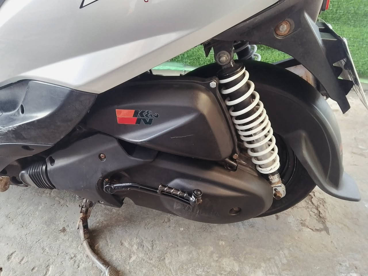 سلام عليكم ثلعب بلاديه بيه زنون  دراجه كلش شون نضيفه وطسته كلش حلوه وتايرات وكهربايات كلها شغاله  اشاير لد هورن كله كامله  دراجه مال دوام  يروح ويجي بيها ابد متوكف بشارع ومكينه خرسه وتخبل ماكو شي طافي   بيه كله شغال ودراجه بيه نصبه فول  سعر750 وبيه مجال مكاني حي عدل شراي يراسلني واتساب او هنا ***********
