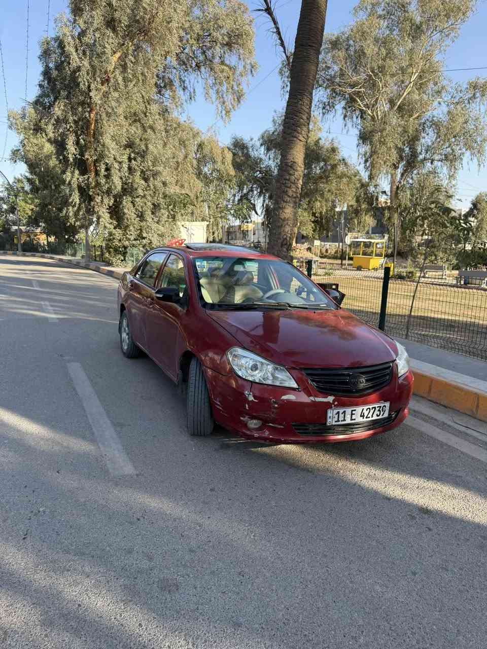 Byd g3 2016
السيارة فئه الفول بصمه وفتحه واشاير ترحيب واشاير بلمري وباقي المواصفات المعروفه 

بيها بارد بلجامرلغ الامامي فقط بس سونار ماعندي واني مشتريها بدون سونار فه بس هذا الي ادري بي بيها اما باقي السيارة مكفوله 

كير محرك مكفولات تدفئه تبريد صدر كهربائيات لايت منظومه زنون كله كامل تايرات جدد يعني سيارة جاهزة بس بيها شويه ترتيبات اتصل وافهمك بيهن 

رقم بغداد بأسمي تحويل ثاني يوم هزة جديدة بيها 

وسعرها ٥٨ وبيها مجال 

مكاني ديالى بعقوبة 

***********
