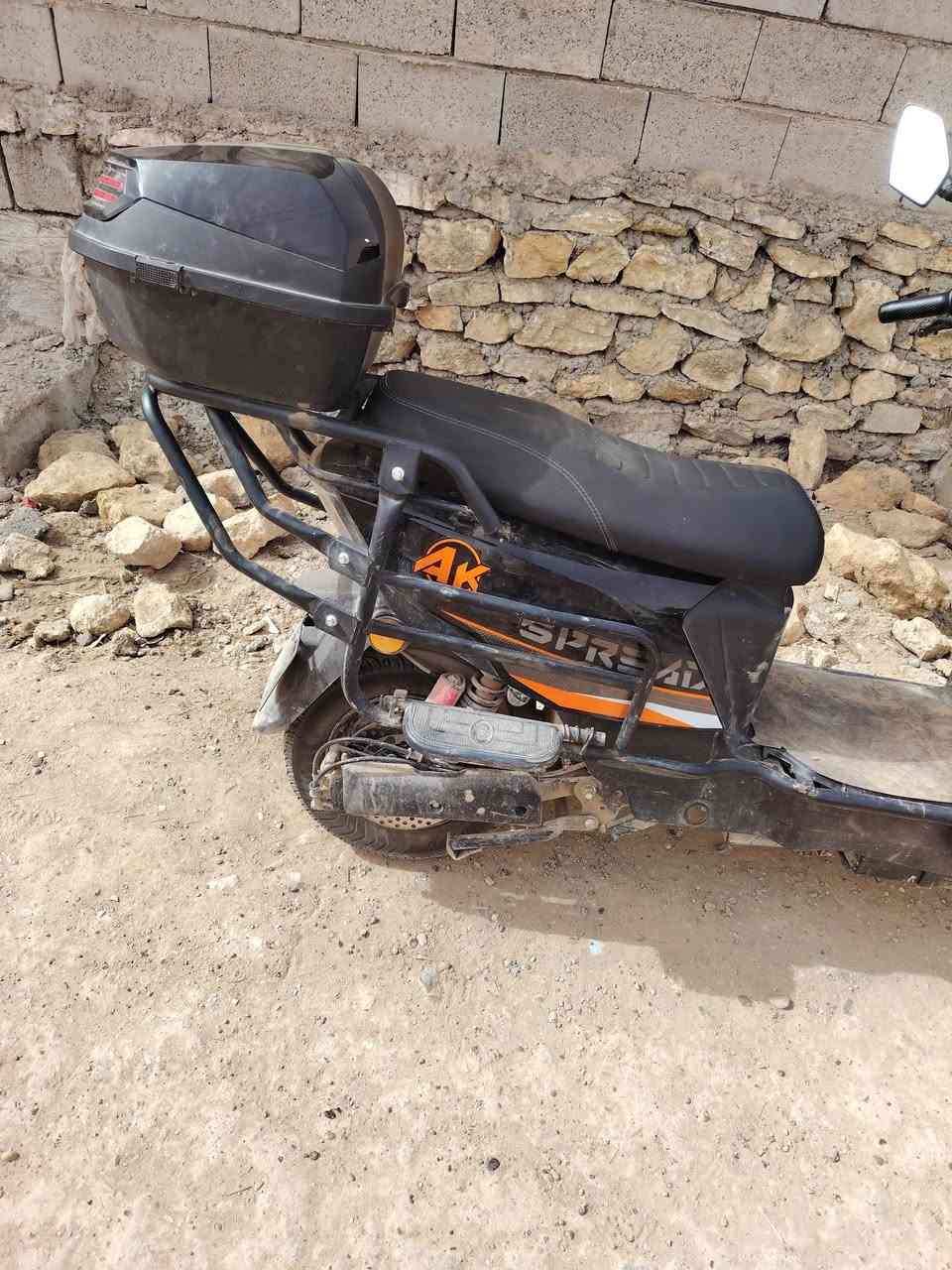 للبيع موطور شحن نضيف جديد صارلة شهر نص مستخدم لسفتسار تصال ع ***********
