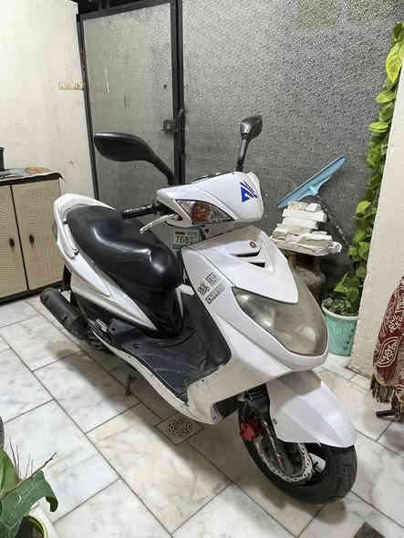 سلام عليكم لبيع سكنس فحل منشى { ياباني } الدراجه ابلاديه من الطول لطول كلها مختمه برغي مبدل بيها محرك مكفول تايرات جدد الدراجه ناعمه بشكل جديده تتعب تكول جديده مال جناي جيب فيتر وافحص كهرباياتها كلها شغاله السعر 650 ***********
— في ‏بغداد الكريعات‏.
