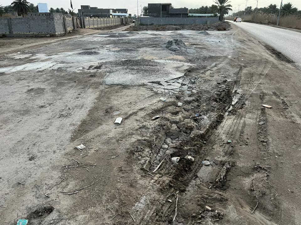 قطعه للبيع مسحتها 350 م طابو زراعي في نزلت ربع سعود على شارع مباشر تبعد عن طريق حله نجف 300 م خلف جامعت بابل سند بسمي لاستفسار ***********
