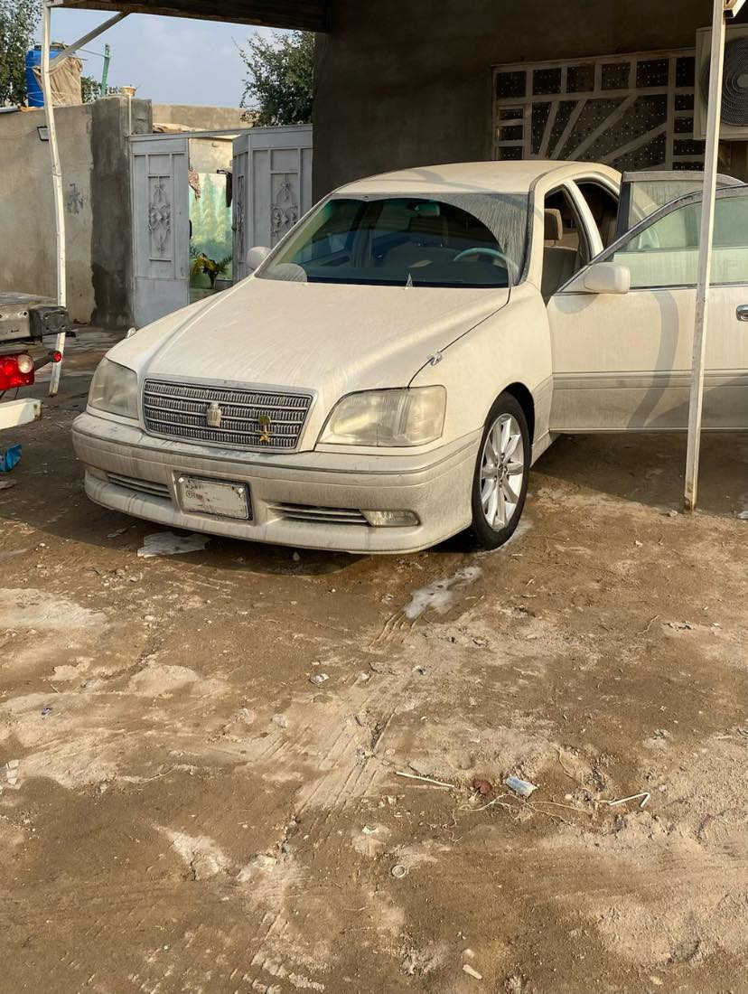 السعر40وبيه مجال لشراي جديده حيلل 
العنواني بصره الزبير رقم تلفون ***********
يالله سلام عليكم تيوتا كروان ملكة موديل2002 السياره متومه بغداد ارقام اصليات !💯كصه قماره فقط مكفوله من الكصه الثانيه شرط!! السياره جديده حيلل غرفه بل كارتون 
شاصي 71ديفور الزغير مكينه كلش جديده حته مايه احمر
ويل بلادي مختوم من جوه TOYOTAتيوتا أصلي
