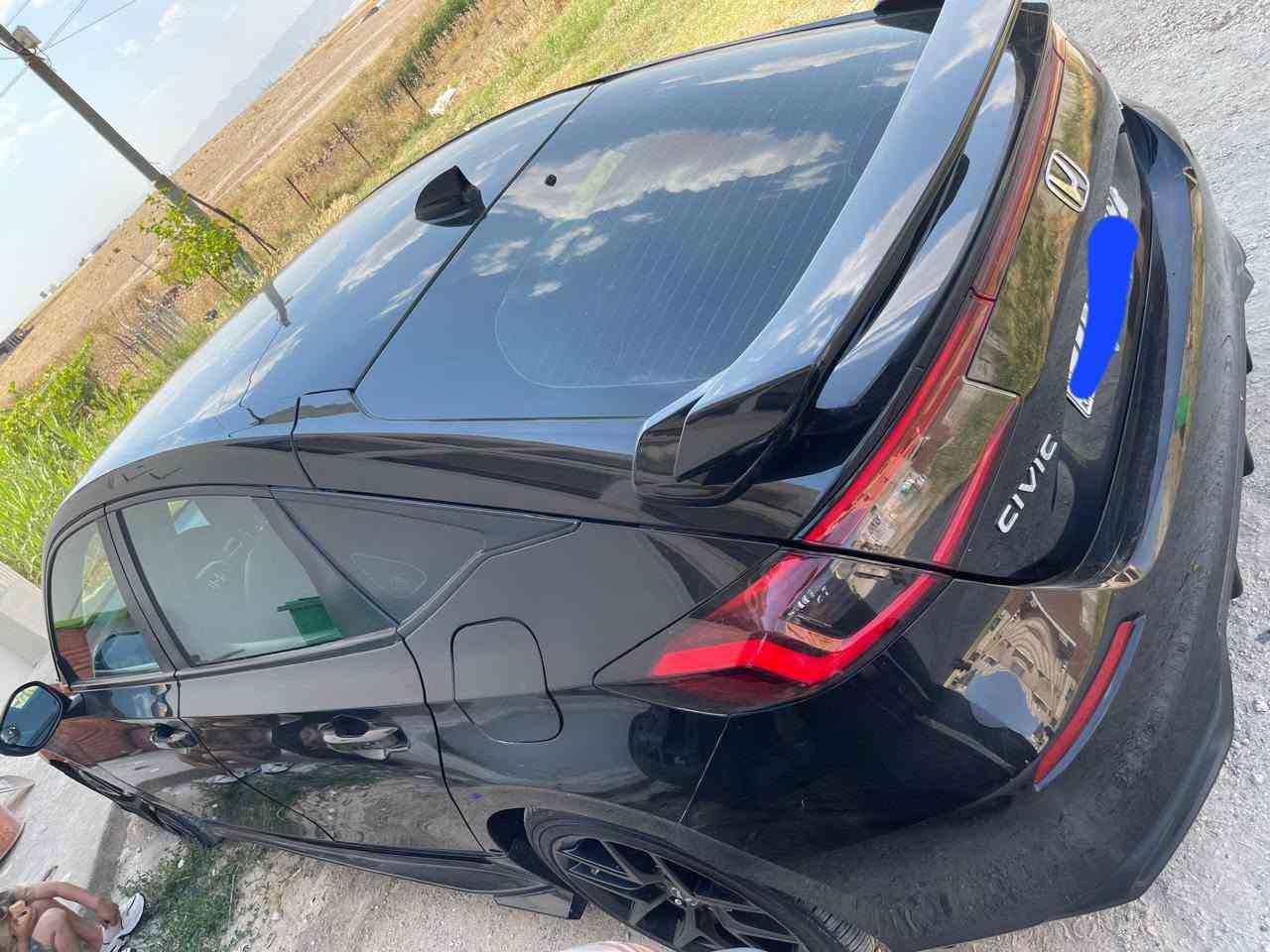 هوندا سيفيك ٢٠٢٢
رقم وسنوية وفحص جديد 
ماشية ٦٥ميل
سيارة بدون اي مصرف 
سيارة بصمة وشغال وسترن شفت 
سيارة كلش نظيفه مال شباب
سيارة شبر من حافظ بونت و شبر من جاملوق امامي صبغ بدون دواخل 
ارباك بس سترن سيستم 
مكان دهوك 
سعر ١٢٨ ورقة مجال بسيط 
صورة حادث في منشور 
رقم موبايل *********** دهوك, العراق
