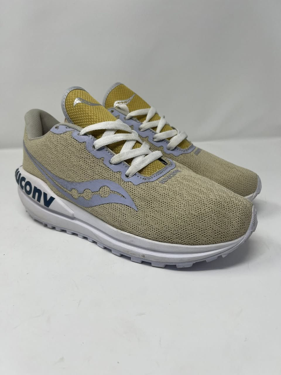 سلام عليكم سايكوني غير مستخدم صنع فيتنام باله اوربي النضافة مية بل مية جاي يبناع بل سوك 75 الف وفوك القطعه الفوم مالتهة عجينه كلش لينه وزن خفيف هوه قياسه ٤٤ بس قالبه يجي ناعم فه قياسه 43 القدم 27.5 والسعر فقط 40 الف قفل قفل ميرهم لا وي توصيل ولا بي مجال مكاني بغداد الأمين الثانيه


**إذا كنت صاحب هذا الإعلان وتريد حذفه لأي سبب، رجاءا أرسل رسالة إلى الدعم الفني**