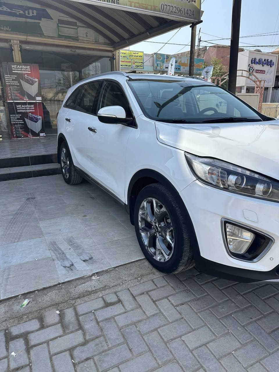 السلام عليكم للبيع كيا سورنتو موديل 2016 خليجي رقم بغداد الجديد فول ما عدا البانوراما بصمه 6سلندر 3قطع تبريد مري شفط جنطه كهرباء سياره جاهزه وجديده مال بيت ماشيه 155الف حقيقي السعر 193 وبيها مجال العنوان ديالى خان بني سعد للاسفسار ***********
