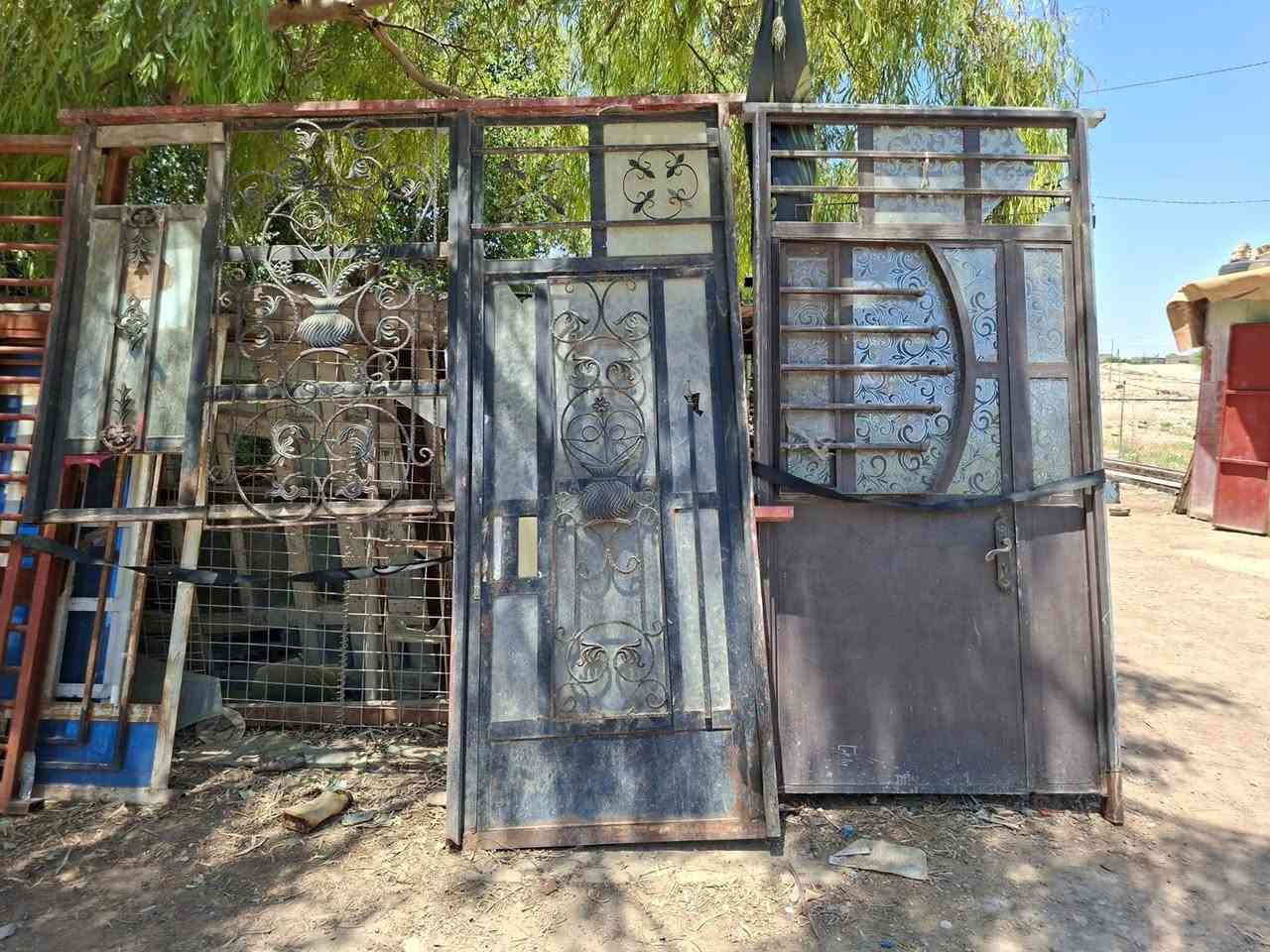 شبابيك بوب أنضاف للبيع سكله أبو حسن السويعدي
***********
