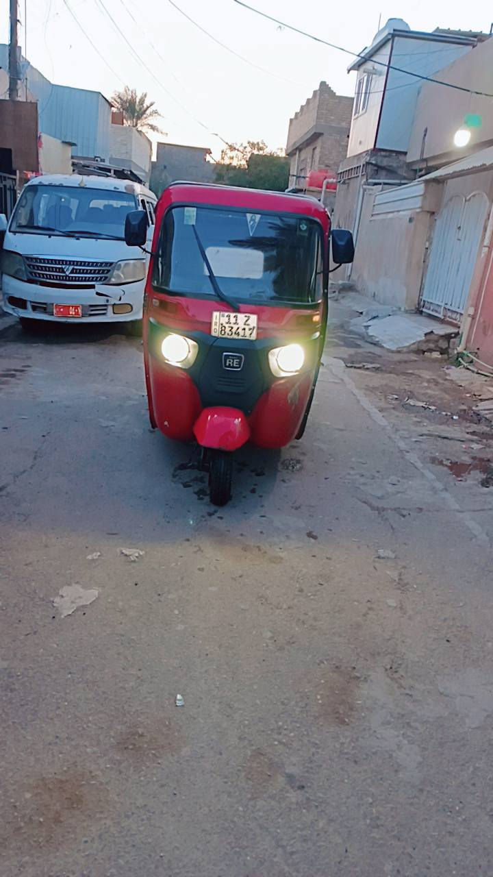 تكتك باجاج موديل 2017 شهر 4 للبيع مصبوغة عام الجمالية الصورة توضحك  كلشي مرقم كاملة مكملة 
ما نقصها اي شي السعر 5ملاين و300وبيهة مجال 
المكان البياع الشرطة الخامسة 
الرقم ***********
