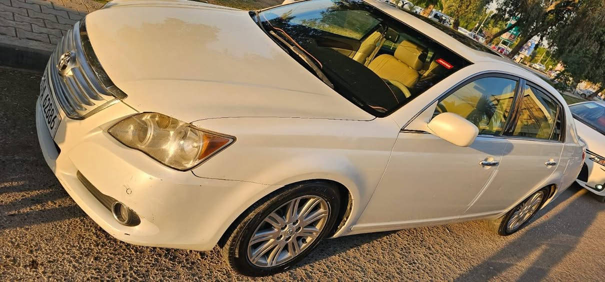 افلون ٢٠١٠
ليمتد فول واحد ع واحد 
حسب السونار من اخذتها بيها صبغ جاملغ عكس السايق وبيها باب صبغ بدون دواخل 
حسب قوله اثر شخوط 
الكير بي صفنه قليله كنترول تنظيف 
سعرها ١٢٥ وبيها مجال قليل 
مكان نجف 
***********
