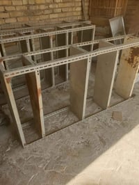رفوف تلث قطع عندي سعر الواحد25 وبي مجال  مكاني بغداد شعب  07709289373 ...
