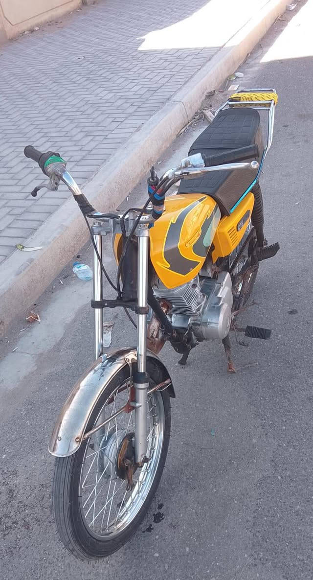 دراجه أوراق موديل 2015 للبيع مكلف بلنشر اتصلو على رقم فقط بي واتساب***********
