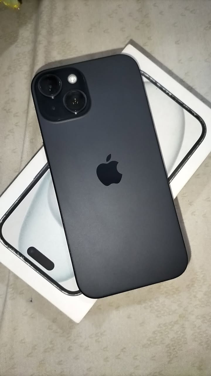 iPhone 15
بطارية 88

ذاكرة 128

2سيم

غراضة كاملة كارتونة وكيبل

مكفول لاداخل صيانة ولامستبدل بي اي قطعة

السعر 700 #قفل لاتعامل


**إذا كنت صاحب هذا الإعلان وتريد حذفه لأي سبب، رجاءا أرسل رسالة إلى الدعم الفني**