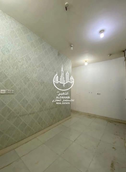 🏡 للايــجــار 🏡
شقة ارضيه للايجار في الجبيله الخربطليه
.

موقع ممتاز بناء حديث نضيف جاهز للسكن
.
تحتوي غرفتين - صاله  - مطبخ - صحيات 
.

سعر الايجار 650 الف 
. 
للاستفسار الاتصال على الرقم
***********
الذهبي للاستثمار العقاري
مجاز قانونياً
موقعنا 
البصره _ شارع عام حي الزهراء _ قرب مستشفى النفط
