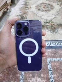 للبيع 14 برو ماكس بطاريه 91 ذاكره 256 الجهاز ماستر مبدل شاشه فقط 3 خيا...