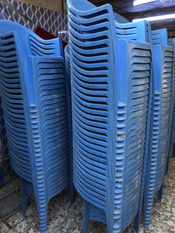 كراسي عدد 350 كرسي  ( مستعمل )
القطعة ب5 
واذا شلع او نصف العدد بيهن مجال 
***********
