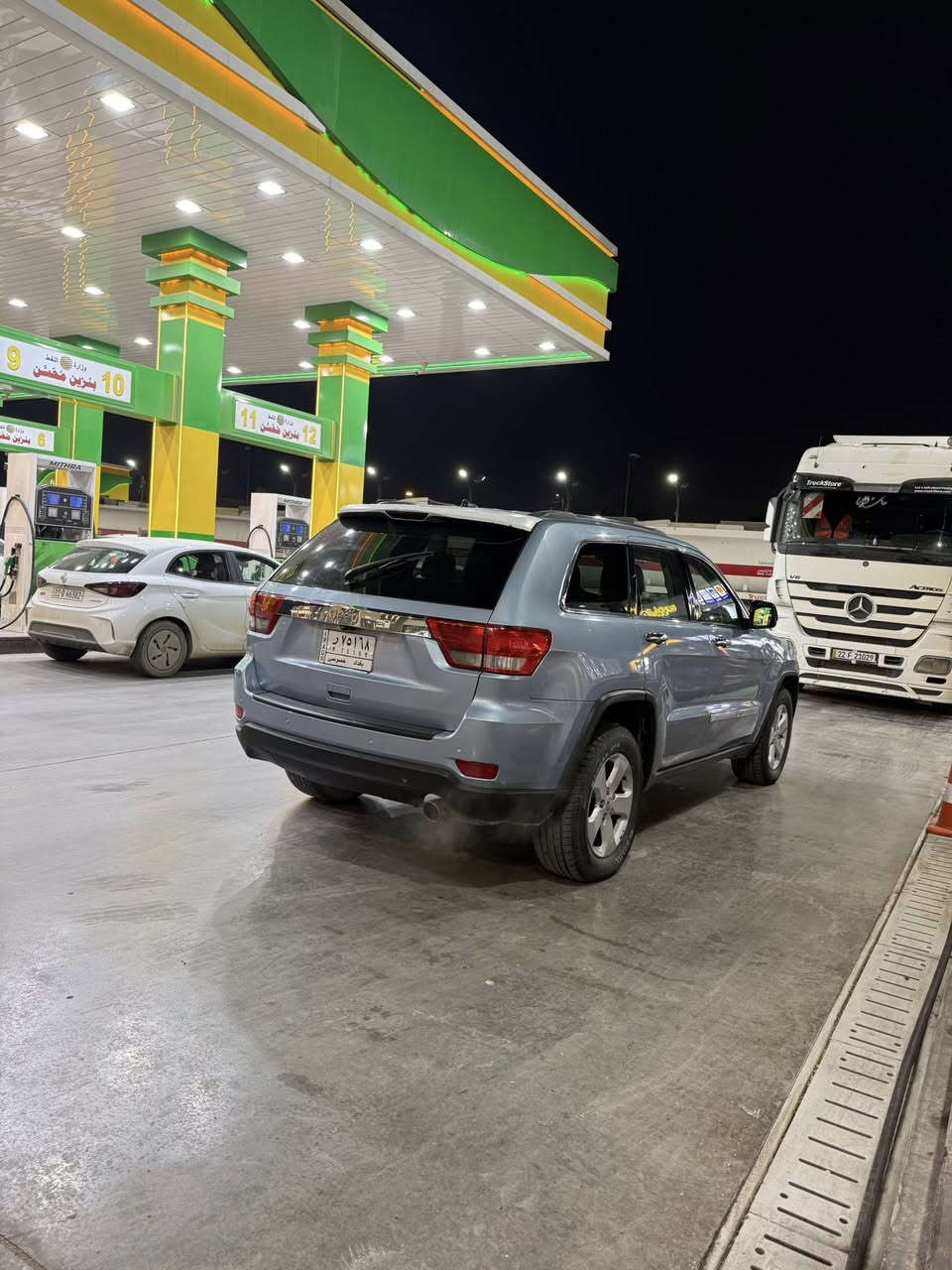 سلام عليكم 
للبيع جيب لاريدو مديل 2013
رقم بغداد بسمي تحويل مباشر 
حادث سياره باب وجاملغ بدون دواخل 
سياره مصبوغة حزام جماليه اثر جراد 
كير ومكينه كفولات محرك هسه شاده صار شهر 
تخم تاير جديد. صدر جديد. سياره ما بيه نقص 
موصفات فول   مكان سياره بغداد البلديات
سعر 128 بيه مجال بصيط رقم ***********
اعتذر عن مراوس بيع فقط
