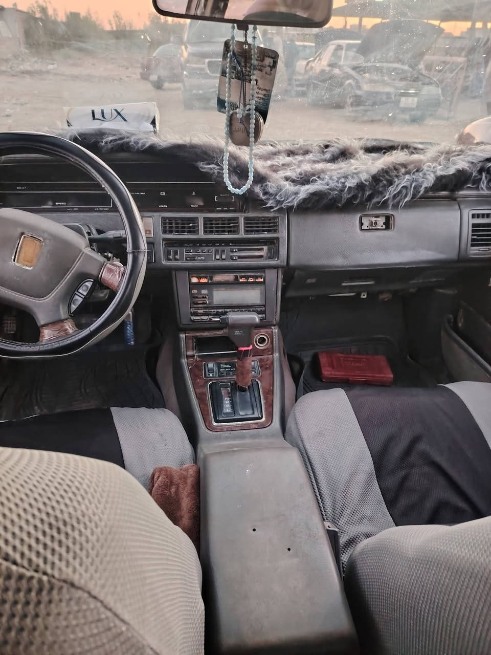 سيارة 🚗 للبيع كيا بونتيشا موديل 1992 محرك بطة 2500 دشبول اكتروني تبريد شغال+ تخم تاير جديد للستفسار عبر رقم الهاتف *********** السعر 30 وبية مجال
