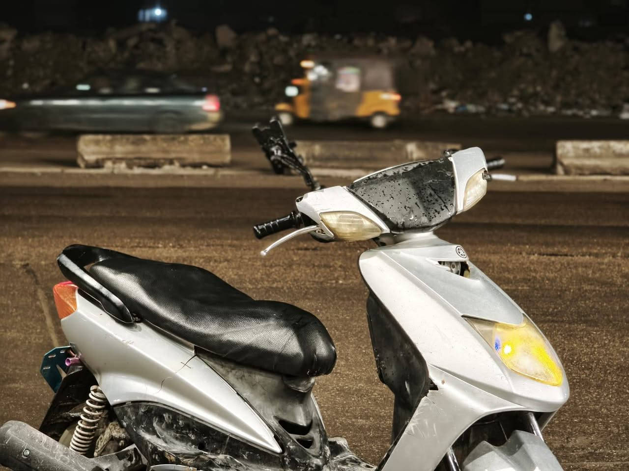 سلام عليكم اخوان سكنس نثية 140🏍
شغالة سلف وهندر نص نكرة
 كهربائيات 💡 كولهة شغالة من الايت للبكلايت 
كلجات رياضي
 تخم تايرات جديد
 الدراج مفتوحة فقط تفيلس مامجفتة 
العنوان الشعب السريدات
للتواصل : *********** متوفر واتساب وخاص 📲
السعر : 450 وبي مجال بصيط
