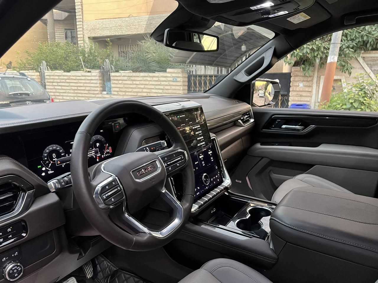 جمسي  الفيشن 2025 شركة المنصور بعدها بالضمان بصمه كراسي كهرباء وخزن ميموري وتدفئه وتبريد رادار امامي خلفي وجانبي حساس امامي خلفي جنطه كهرباء كشنات جلد ثلاجه مغلفه ppf والجامه الاماميه مغلفه درع مكاني بغداد حي الجهاد الضباط ***********
