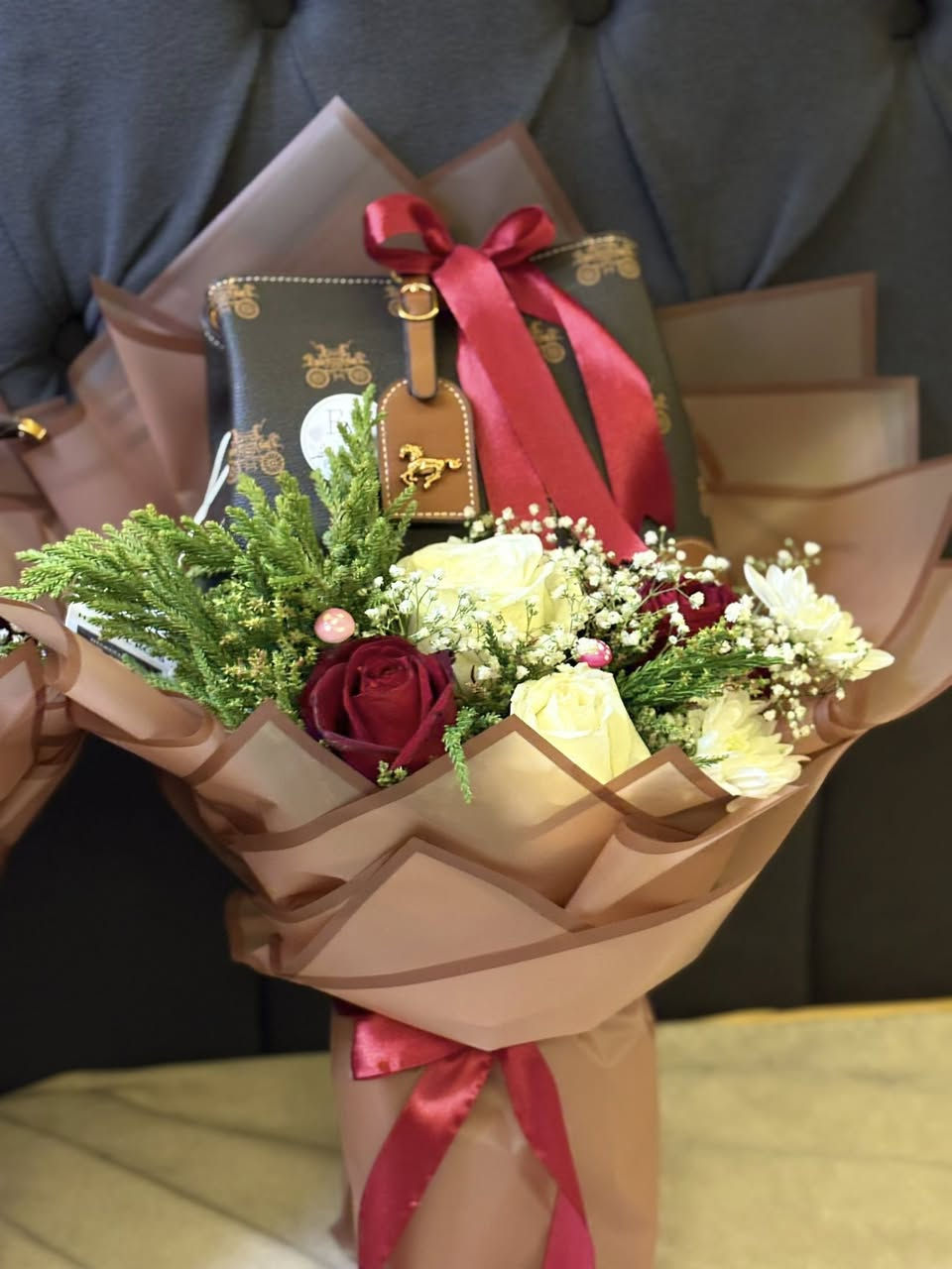 ❤️❤️بمناسبة عيد الام ❤️❤️
#اوردر_اريد_هديه_الامي_ولخالتي_صديقة_امي_تدلل_من_عيوني❤️❤️
كل ام تستاهل مي العيد وهاي أشياء بسيطه تفرحهن ربي يحفظ كل #ام ❤️❤️
#كله_متوفر_بس_يم_فضه_ 🌸🦋
#متوفر_توصيل_لمجيع_المحافظات 🚗❤️


**إذا كنت صاحب هذا الإعلان وتريد حذفه لأي سبب، رجاءا أرسل رسالة إلى الدعم الفني**