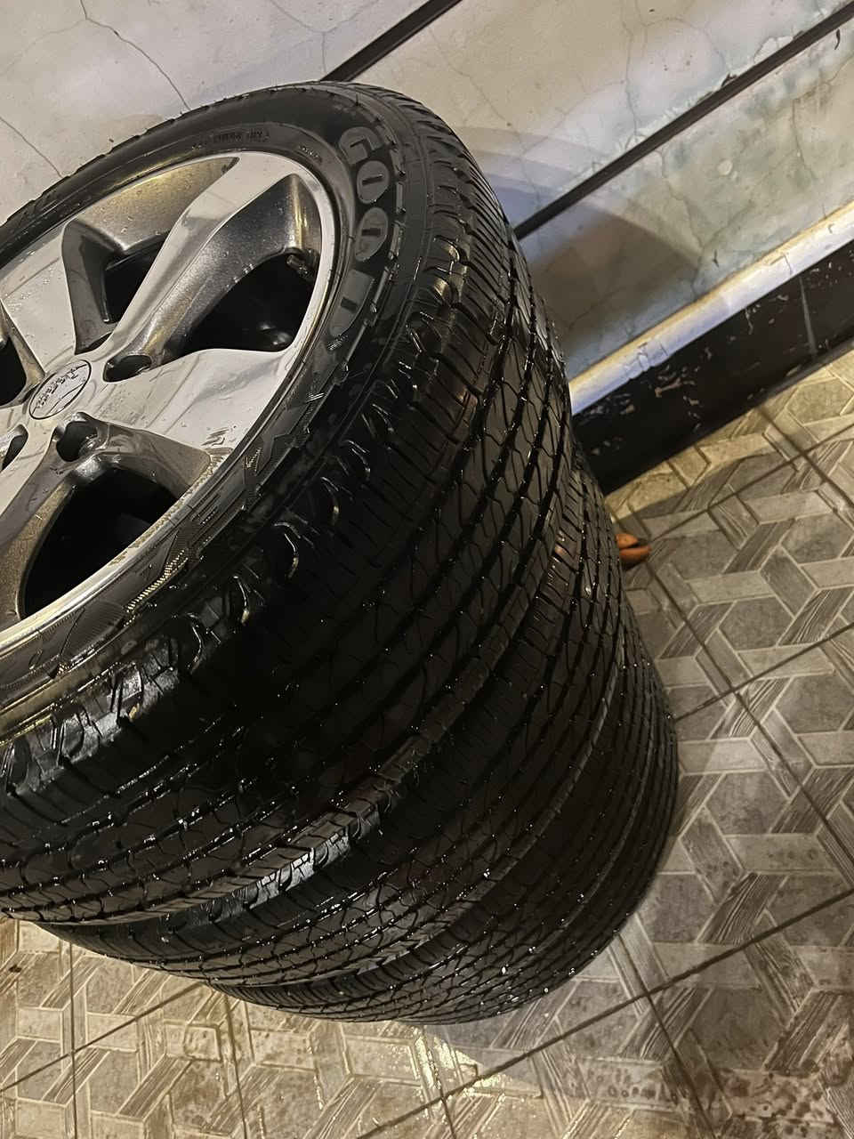 سلام عليكم ويل مال جيب خليجي كلش جديد تايرات جديدهالسعرً6كلش جديد مكاني بغداد يرموك هذا رقمي ***********
