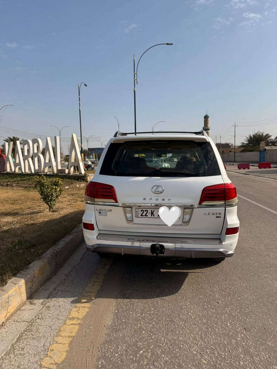 لكزز2011         السعر330
بيه 3 قطع صبغ
فول 1/1 
جكات تصعد وتنزل
جميع الكشنات كهرباء حته سبع راكب
كشنات امامي تبريد وتدفئة 
خزن ميموري
نضام دفلوك
 حساسات اماميه خلفيه وجانبيه
 كامرات اماميه جانبيه خلفيه 
اشاير بلمري شفط
صندوق كهربائي 
ثلاجه تبريد
مانع انحدار
بصمه ابواب
محرك   8سلندر 5.7
باقي المواصفات معروفه
مراوس حسب القناعه
كربلاء
***********
***********
