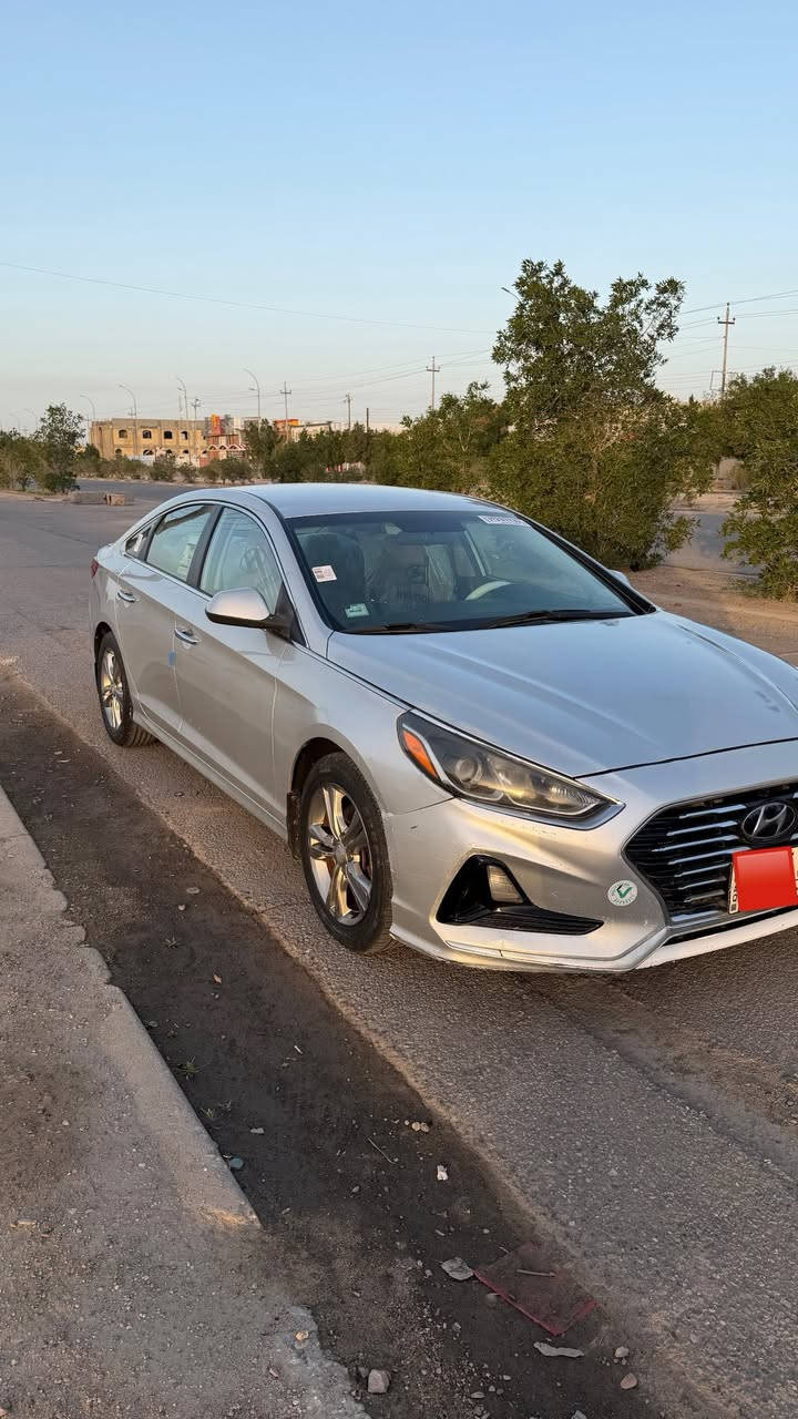 يالله السلام عليكم
سوناتا موديل 18 امريكي حادث خشم البنيد وشويه من الجنطه حادثه حلو مابي ضرر 
بلعراق صار بيها 3 قطع صبغ بدون بارد بدون جاكوك بدون اي شي فقط صبغ بسبب الجراد (جماليه )و بارد في الجاملغ جوه قبق البانزين موضح في الصوره 
نص فول تدفه تبريد حداده جاهزه السياره كلش 

رقم السياره ميسان وسنويه منتهيه قبل 4 اشهر وتحويل ثاني يوم 

مكاني بصره خور الزبير 

السعر 120 وبيها مجال قليل 
هـ ***********
