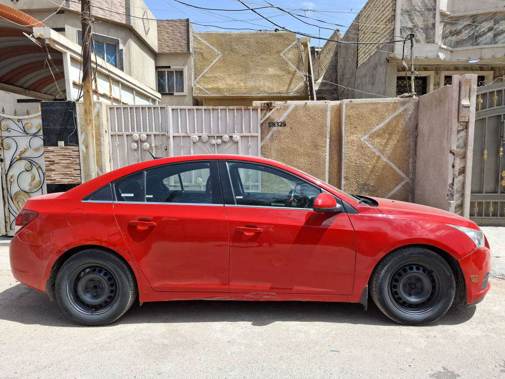 السلام عليكم للبيع او المراوس شوفرليت كروز موديل ٢٠١٤ محرك ١٤٠٠ تيربو تحكمات استيرن شاشه كار بلي كهربائيات كلها شغاله صدر امامي خلفي جديد تخم تاير جديد تبريد ثلج دواخل كفاله بيها صبغ ٤ قطع للجماليه رقم بغداد دولي 11  السعر ٨٠ وبيها مجال بسيط مكاني الدوره ابو دشير 
رقم الهاتف *********** بغداد, العراق
