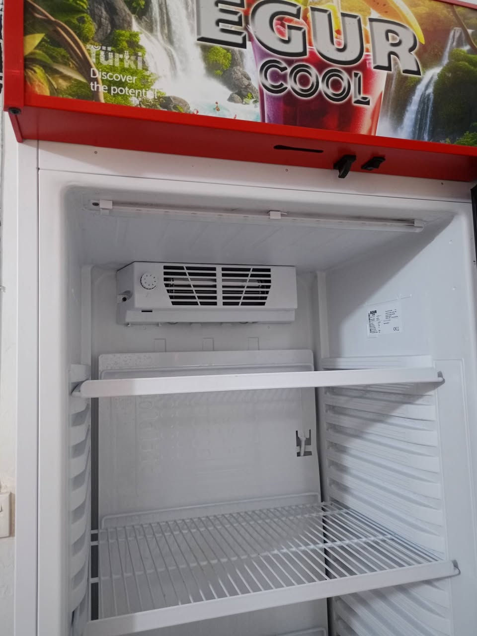 براد جديد استعمال اقل من شهر
نضيف وتبريده كلش حلو العنوان ديوانيه 
السعر 400 وبي مجال للشراي 
***********
