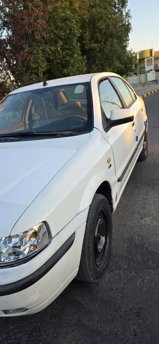 السلام عليكم
سمد مديل 2014
السياره مكفوله من الصبغ وتبديل 
حداديه كير مكينه مكفوله 
السياره بيه بارد شوف العين مو اهواي
سنويه الى ٢٠٢٨ تصقط شرط المدور رقم قاديسه 
مكان السياره نجف 
سعر السياره ٤٨ او بيه مجال بصيط
رقم مبايل ***********
