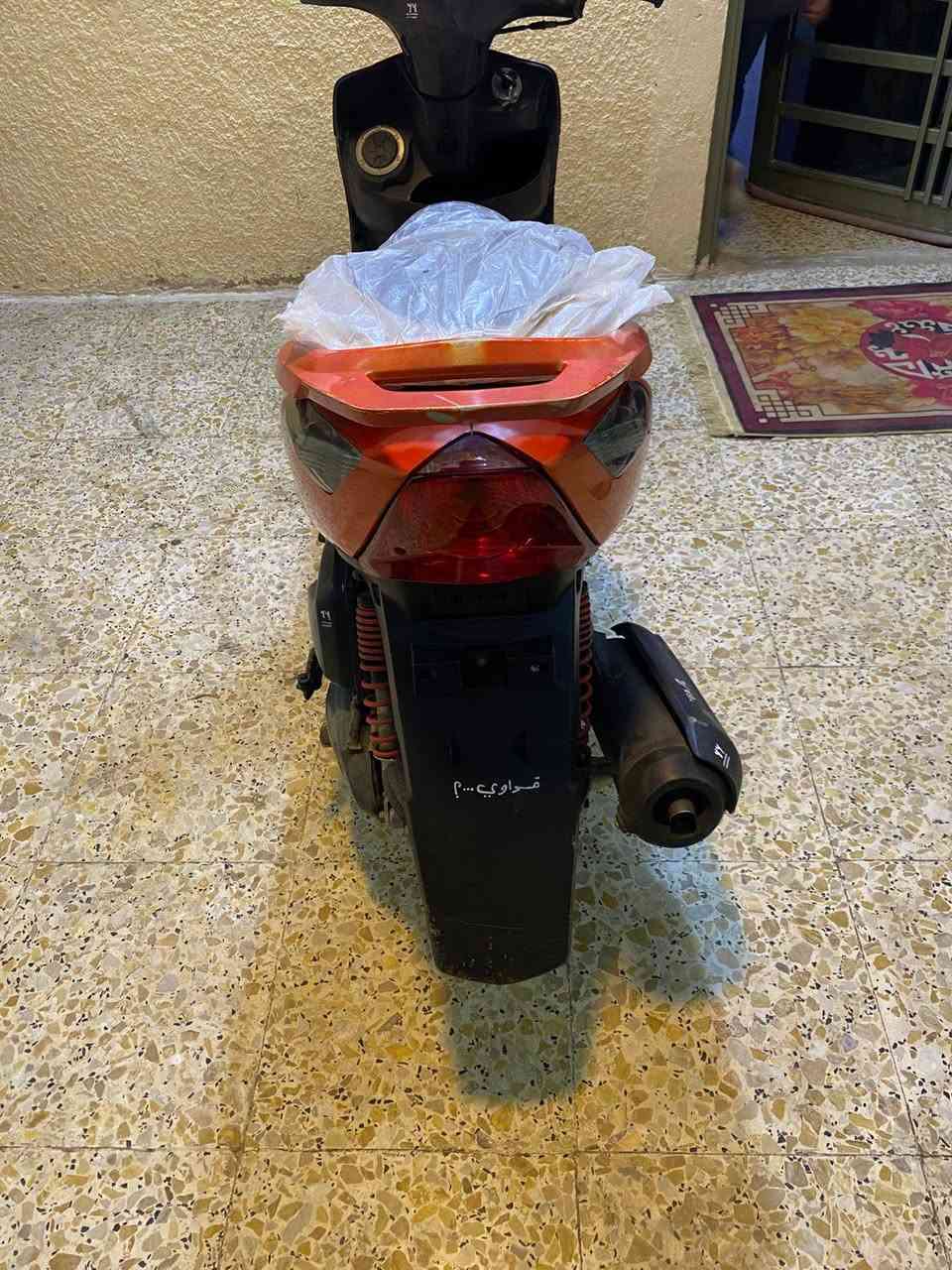 السلام عليكم ورحمه الله دراجه جي تي ار ثعلب نظيفه 90% على وضعيه الشركه شرط كله بلادا برغمه مفتوح بها من كل النواحي مكاني بغداد مدينه الصدر ***********
