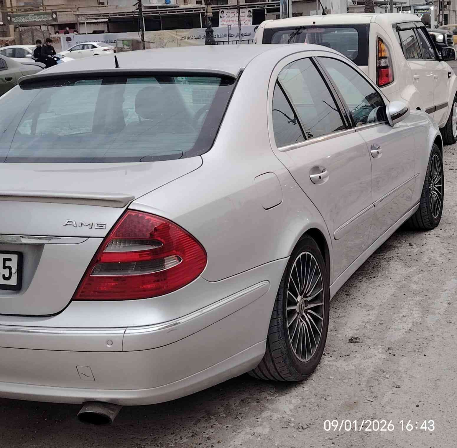 السلام عليكم مارسيدس w211 مديل 2003 فول مواصفات حجم e320 V 6 سلندر فتحة دواخل جلد اعلى فئة گير ومحرك بل چيس قبل اسبوع مبدلات صدر جيد جدا مكفولة بدون صبغ جاهزة السيارة ولدواخل جلد بل چيس مكان السيارة مدينة الصدر قطاع 10.. السعر  130..
***********
