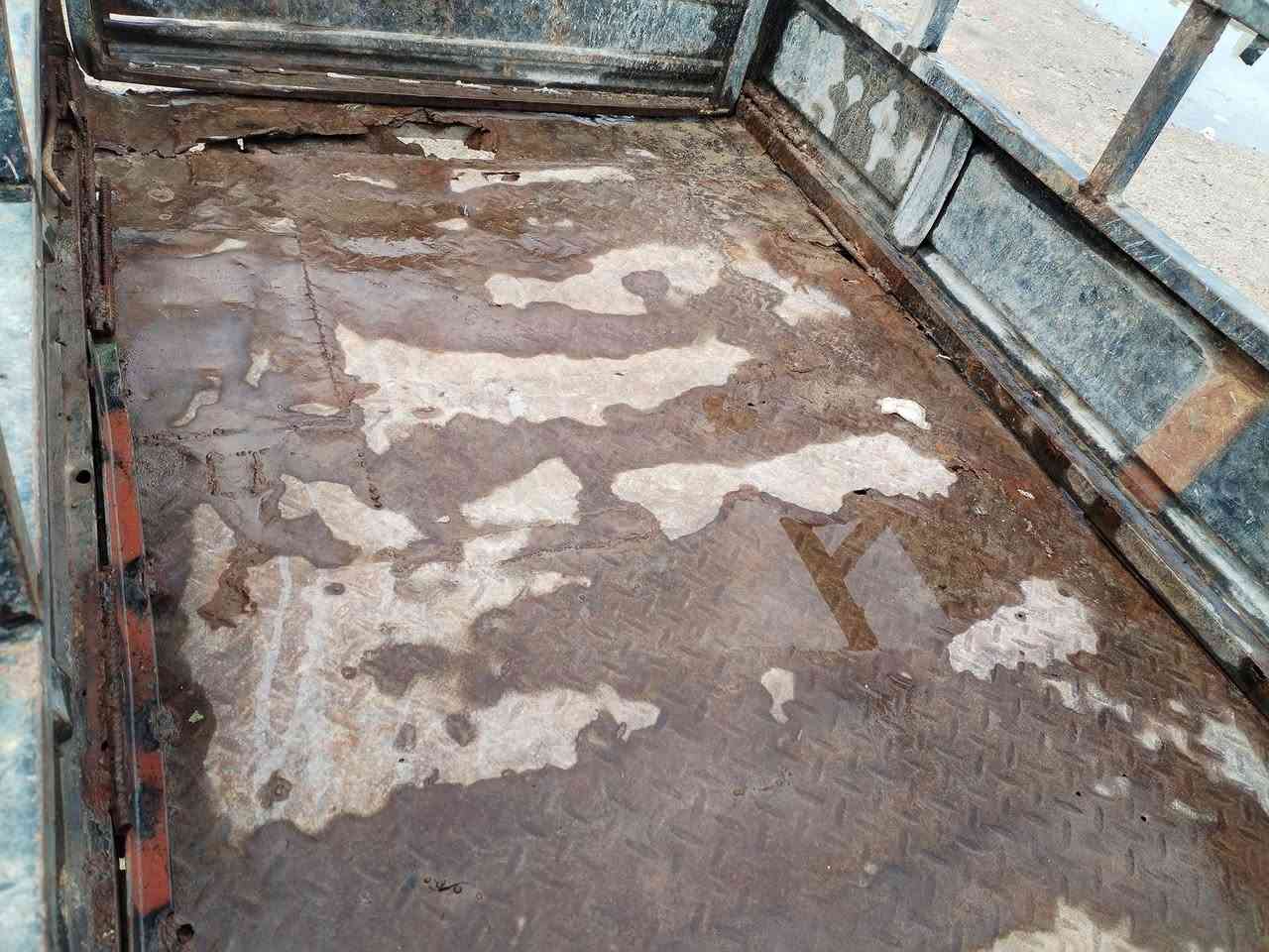 ستوته للبيع ادوات سعر 350 المكان الباصره سوق الكبير ***********
