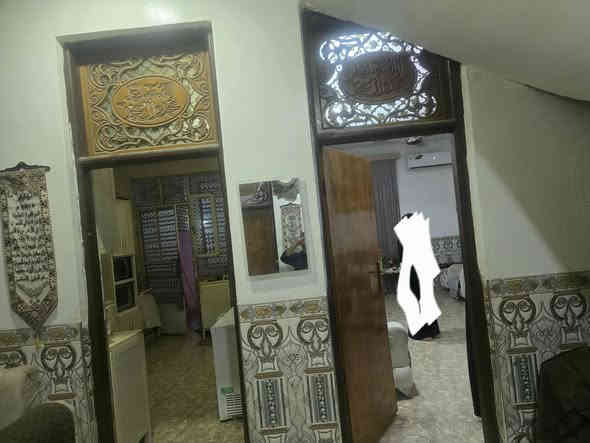 سلام عليكم من رخصت الادمن المحترم بيت للبيع 150متر طابوصرف حي الزهراء وره مدرسه جبل عامل شارع 15متر مطلوب
مبادره تدفع قسم وقسم اقصادحسب الاتفاق بيت جاهز على اخرحبايه بناء درجه اولى غرفتين صاله استقبال صحيات داخليه وخارجيه السعر110وبي مجال 
الاستفسار على الرقم ***********
***********اخوان مكلف بل نشر اتصال فقط
