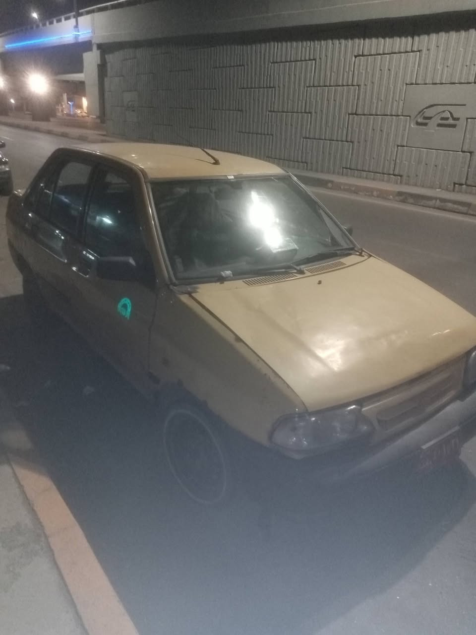 السلام عليكم
سايبه موديل 2012
صاحبه ماندله
سنويه ضايعه وبيها كتاب مرور 
 اتعهد قانونيه وعشاير 
اتعهد محرك وكير 
كوم حديد 
السعر8 اوراق قفل
العنوان: بغداد الكرخ 
الاتصال علا هاذ الرقم ***********
