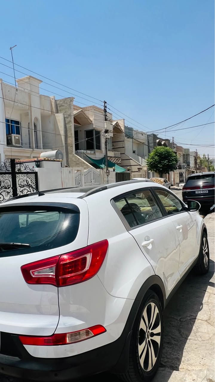 كيا سبورتاج 2014
بابین مصبوغان مع مکانین بارد، ماشية 180 ألف كم، الماكينة ما مفتوحة، كبس أمامي وخلفي.

للاستفسار: *********** Singapore
