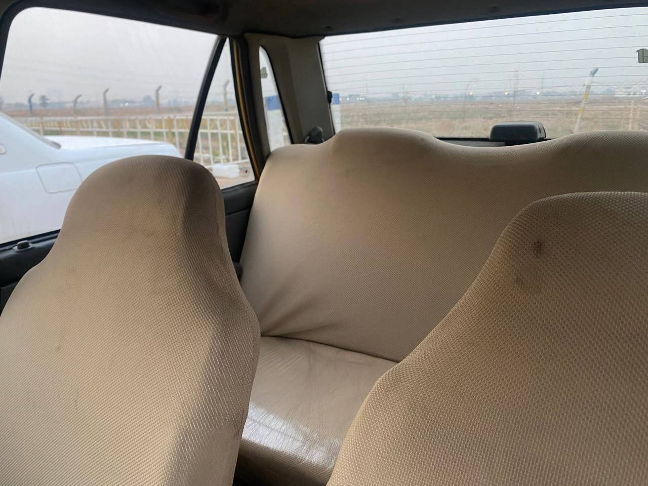 السلام عليكم اخوان سايبا  موديل 9سيارة بسمي مشروع وطني رقم نكليزي تخم تأير صدر جديد سيارة جاهزه كير ومكينه سيارة جاهزه مكاني بغداد تقاطع نهروان *********** سعر 26وبيها مجال الشراي بخدمته
