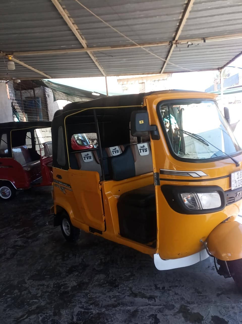 تكتك البيع موديل 22رقم بابل بيه بس الحجول مصبوغ بدون معجون تحويل ثاني يوم مكان محموديه سعر 6800وبيه مجال بصيط 
***********
***********
